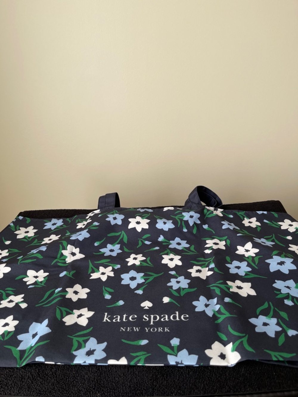 kate spade Navy Floral Drawstring Dust Bag - Picture 5 of 5